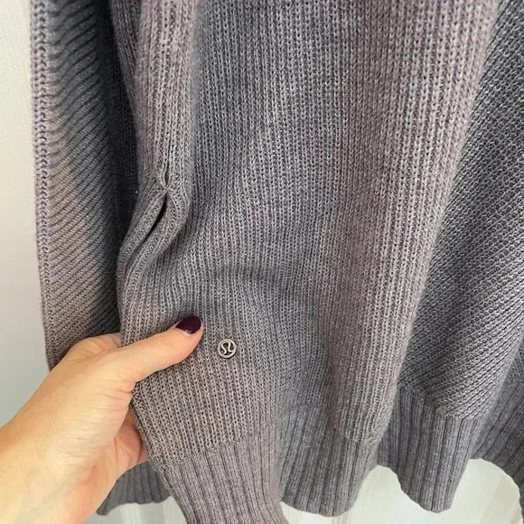 Lululemon I L - Picture 5 of 10